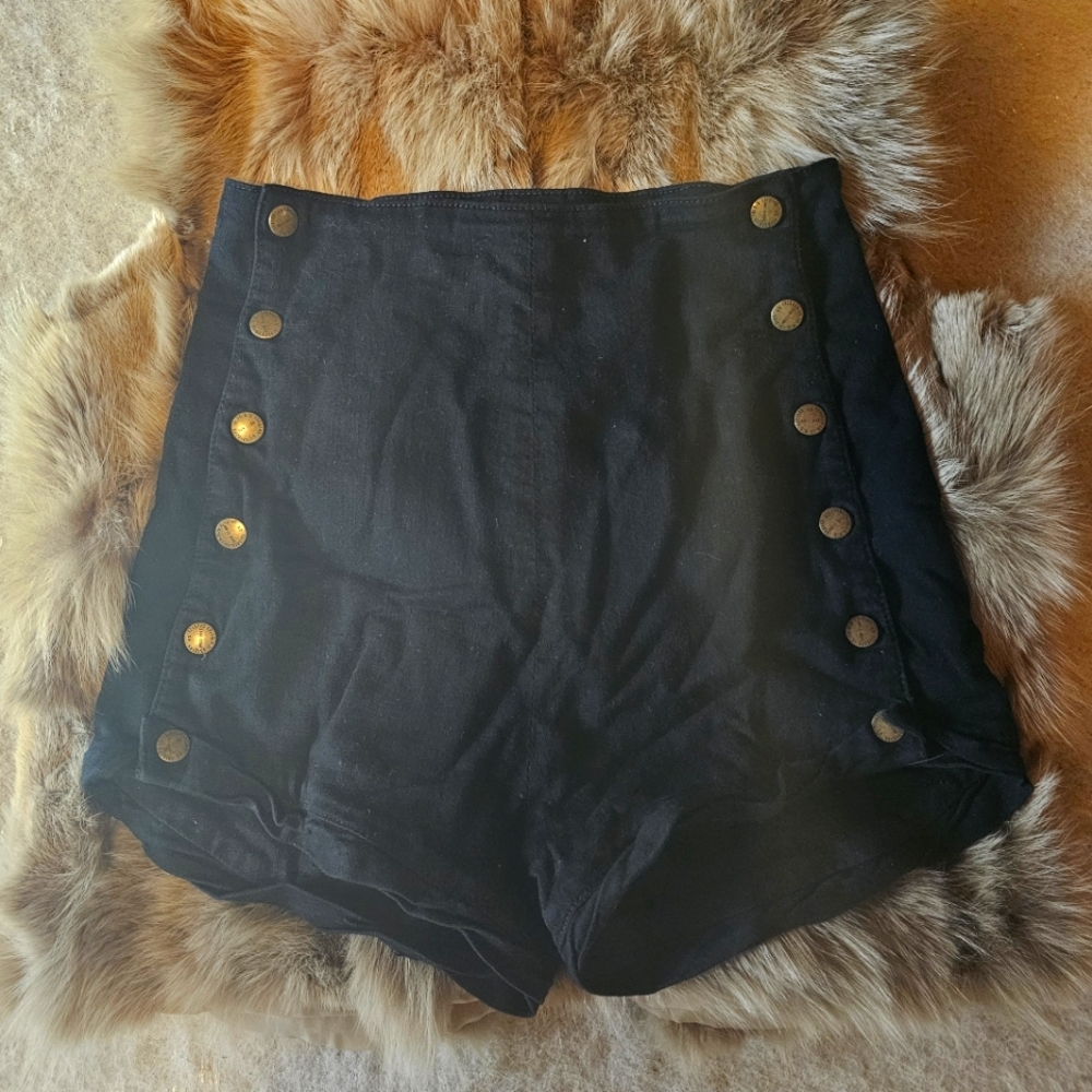 Current Free People Elliot Jet Black Overdye Patsie Hot Short High Rise sz 28